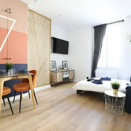 Au Coeur De Apartment